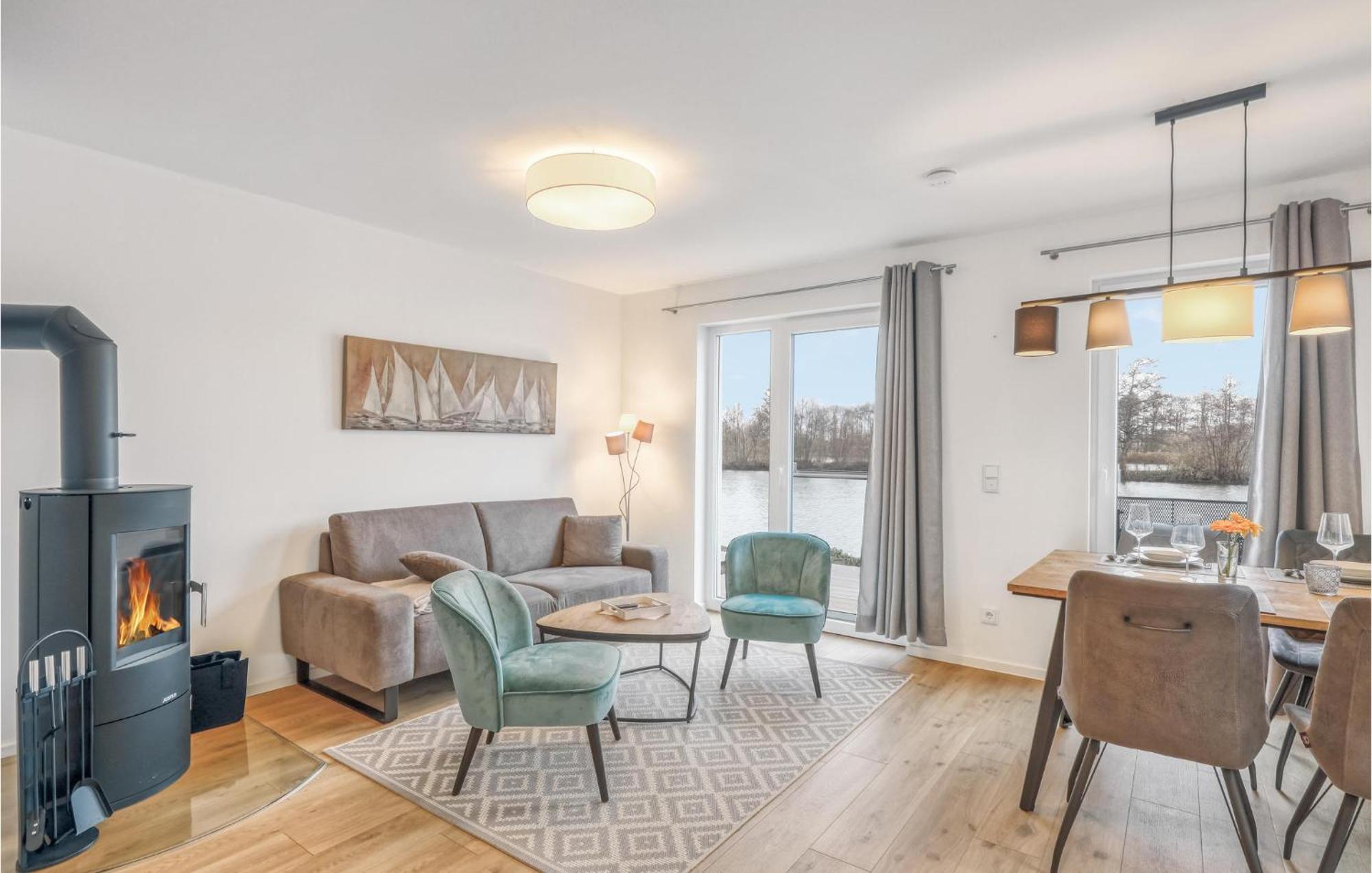 Amazing Home In Tossens With Wifi 외부 사진